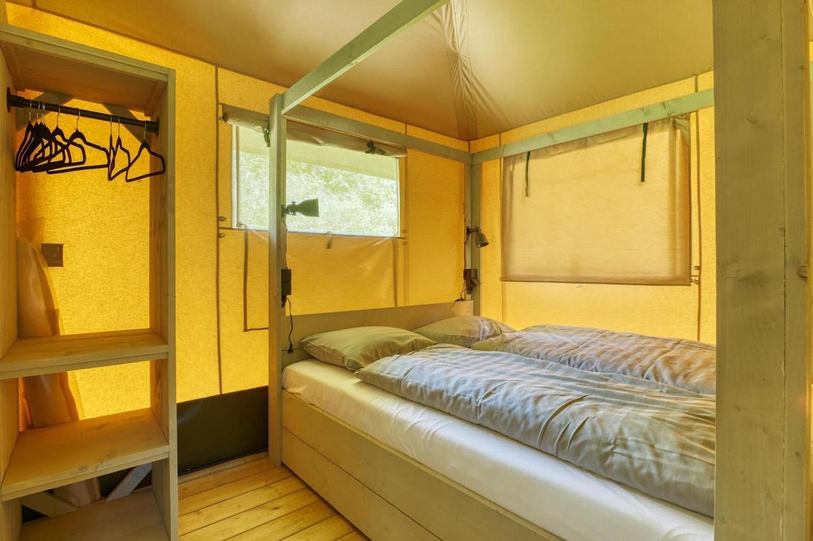 Glamping Lodge With Eco-Wellness Zeewolde Exterior foto