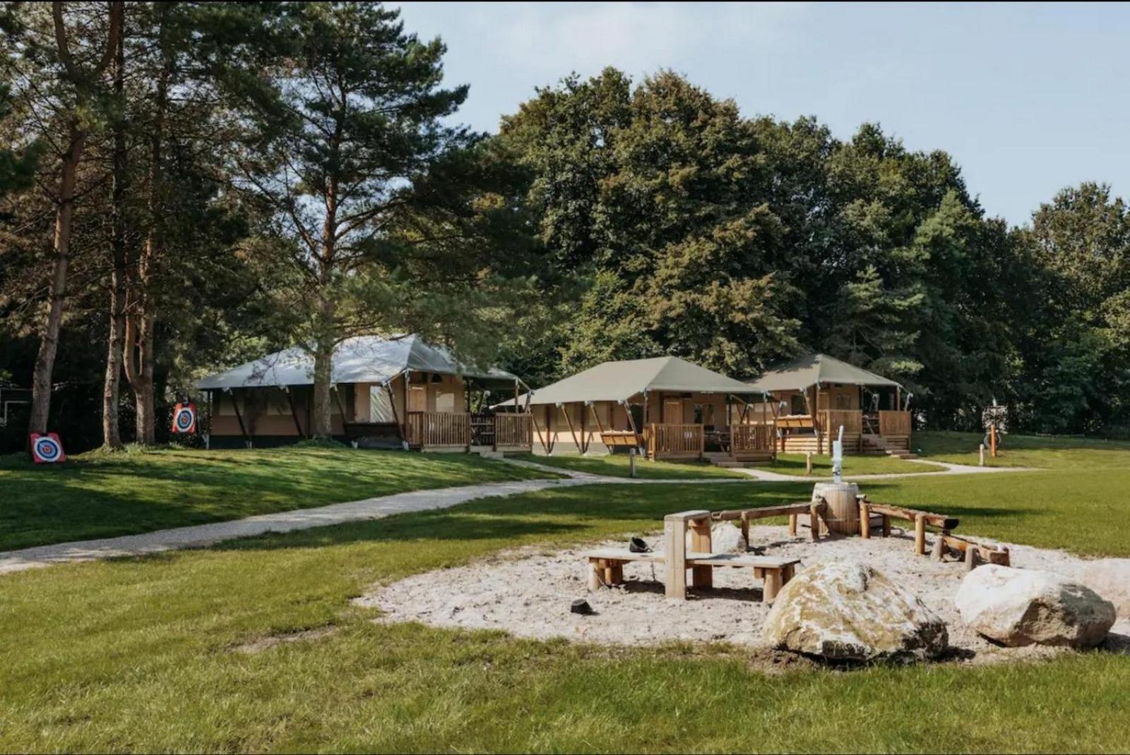 Glamping Lodge With Eco-Wellness Zeewolde Exterior foto