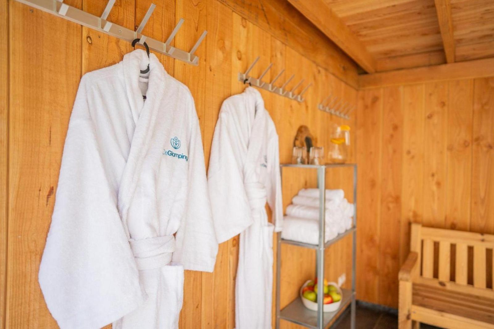Glamping Lodge With Eco-Wellness Zeewolde Exterior foto
