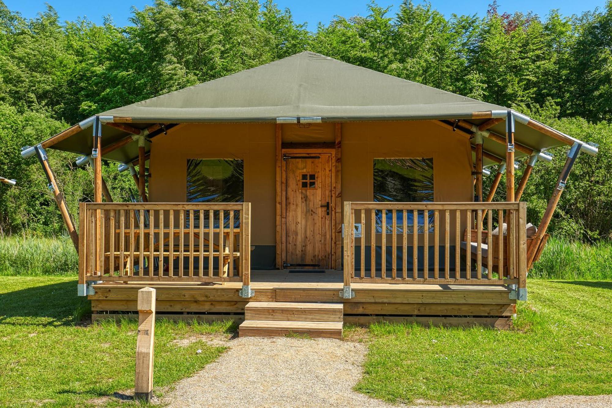 Glamping Lodge With Eco-Wellness Zeewolde Exterior foto